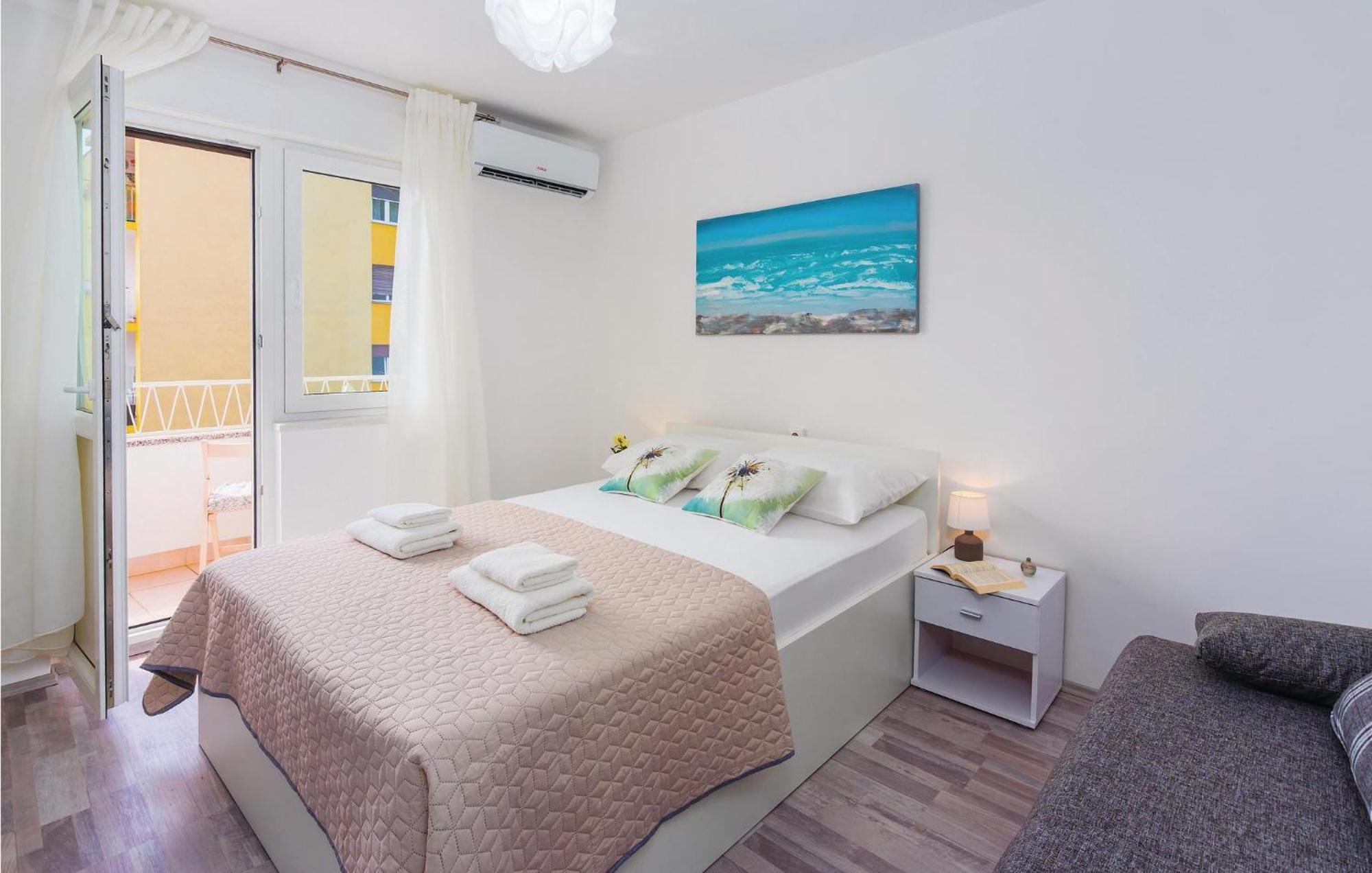 1 Bedroom Gorgeous Apartment In Опатия Екстериор снимка